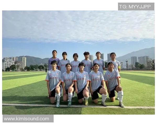 重庆足球队在冠军赛中的比赛经验与表现深度解析